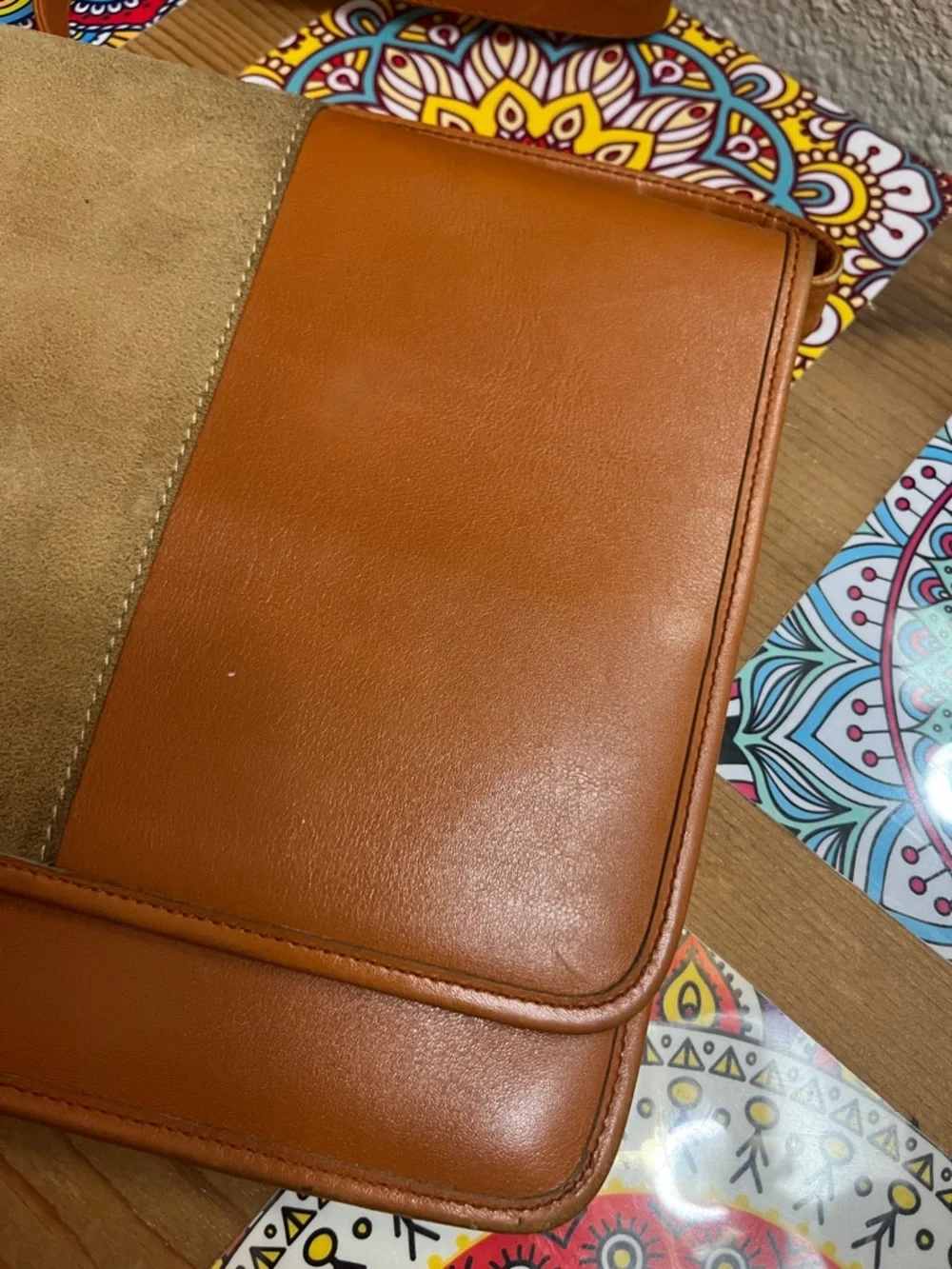Vintage DIOR shoulder Bag in Cognac with Suede Center - Picture 4 of 12